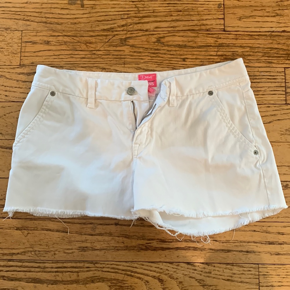 white jean shorts